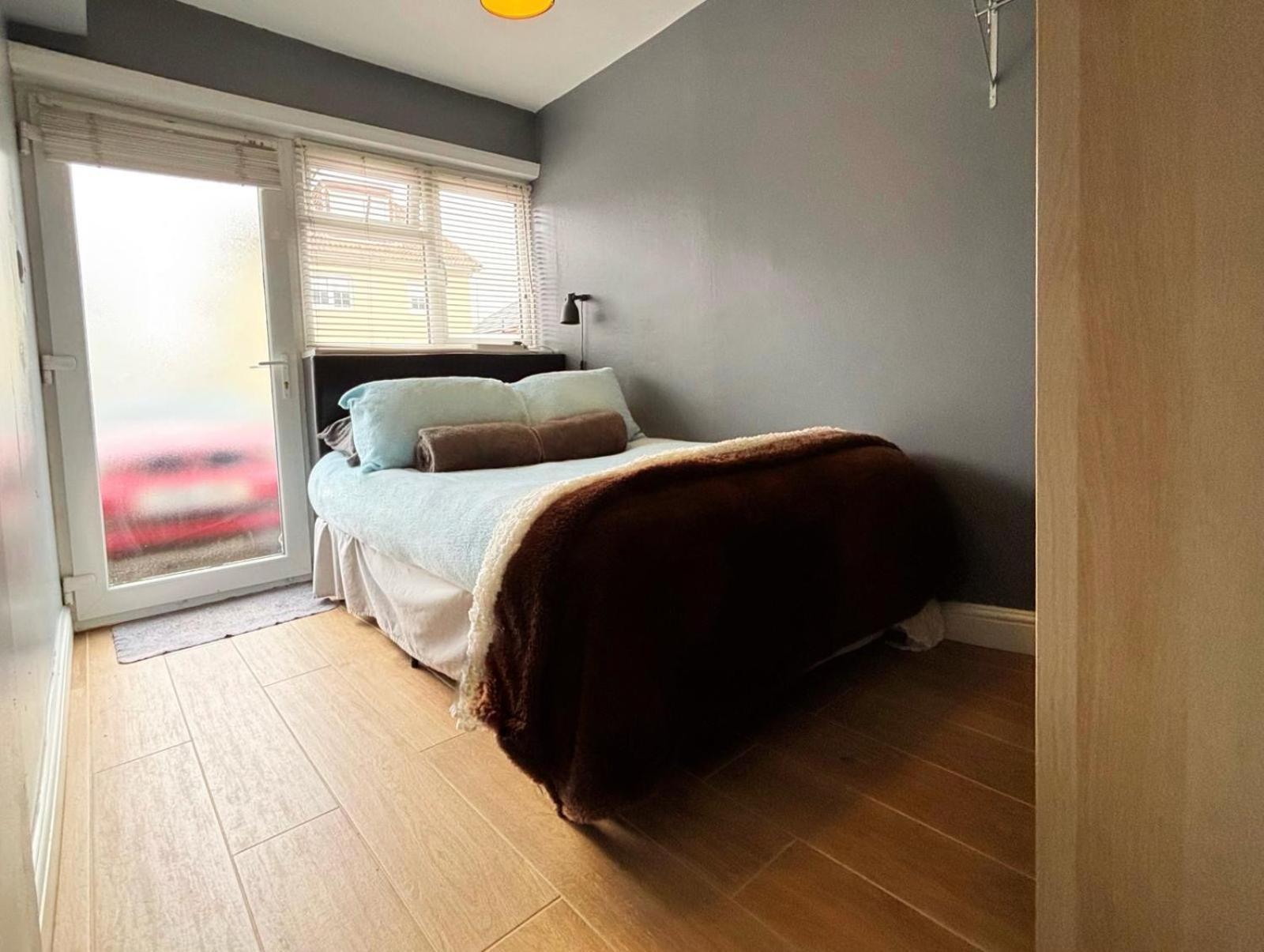 Shirley Apartments, Cozy Studio, Self Check In, 10 Min Drive To City Centre, Walking To Redbridge Train Station Southampton Exterior foto